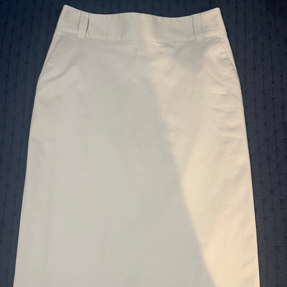 Banana Republic Stretch Size 8 Midi Skirt